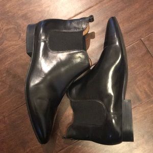 Madewell shiny leather chelsea booties